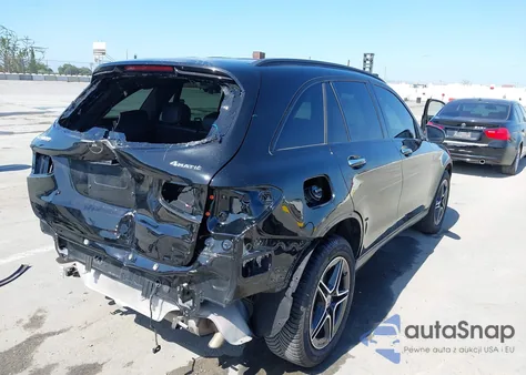 2021 Mercedes-Benz Glc 300 4Matic from USA, damaged, VIN W1N0G8EB1MG007596